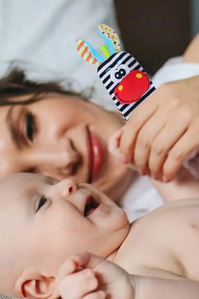 Skarpetki na nóżki grzechotka 2SZT.