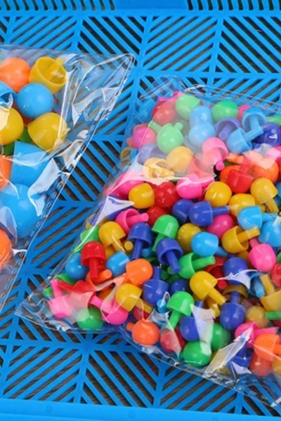 Puzzle pinezki układanka obrazkowa 296 sztuk