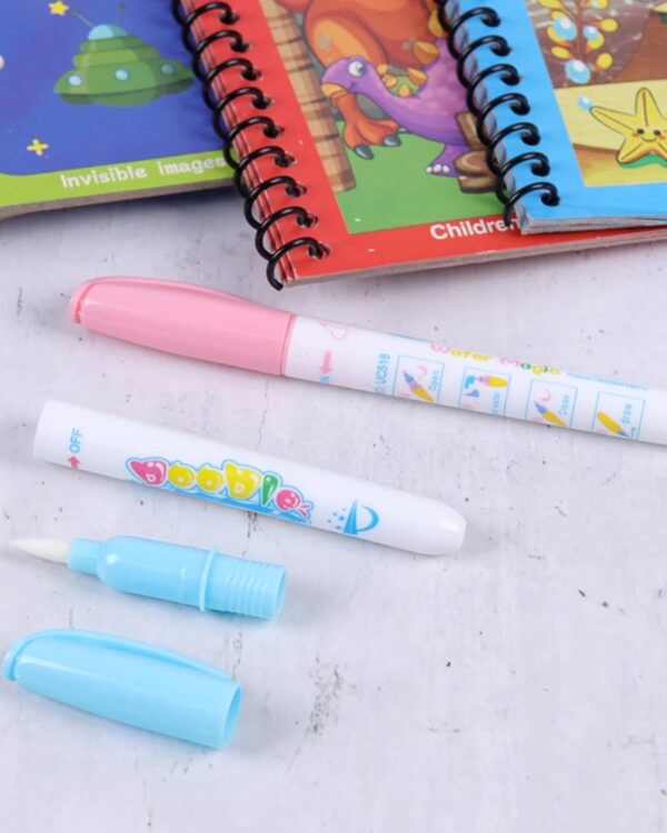 Książeczka wodna z mazakiem zwierzęta ZESTAW 3 sztuki Książeczka wodna z mazakiem zwierzęta ZESTAW 3 sztuki